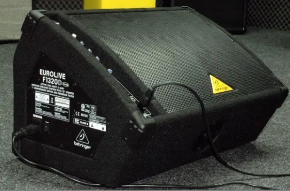 Behringer Eurolive F1320D Powered Floor Monitor review