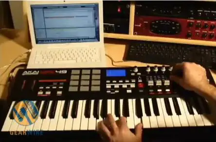 Akai MIDI Keyboard Controller