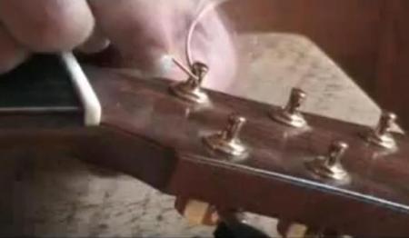 how to change strings on acoustic & electric guitar