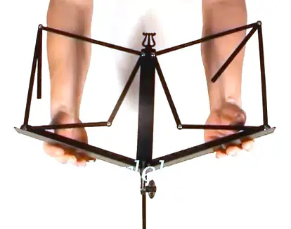 Opening a Music Stand Correctly & Safely