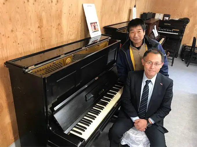Yagawa Mitsunori of Yagawa Piano Studio who restored the atomic pianos