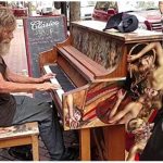 homeless man beautifully plays the piano