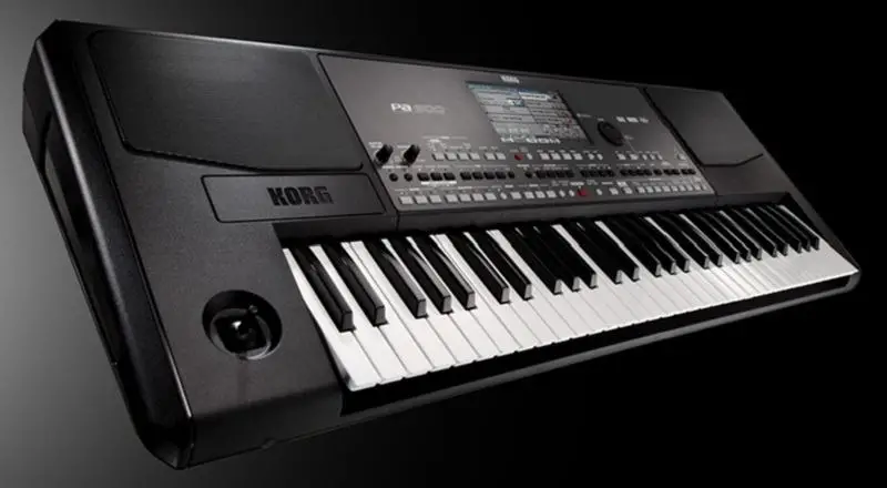 Korg pa600 arranger keyboard