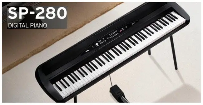 Korg SP-280 digital piano