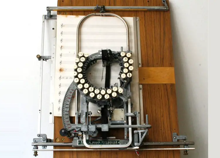 music typewriter